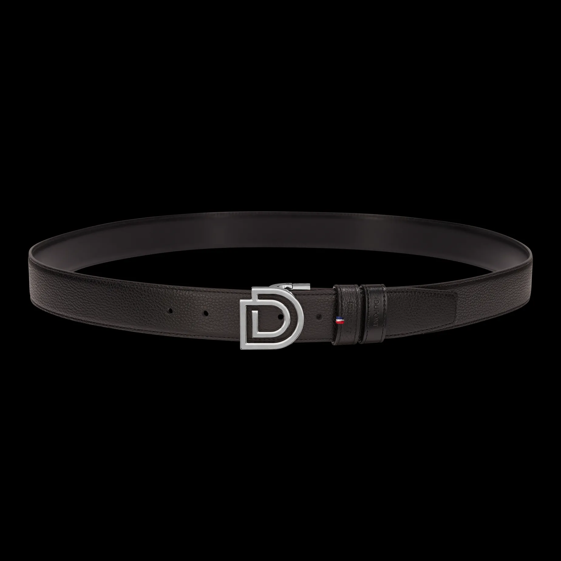 d logo